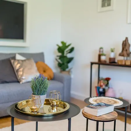 Appartamento 2og Mitte Wunderschone 68m² Grosse 2-zimmer Nahe Salzburg *