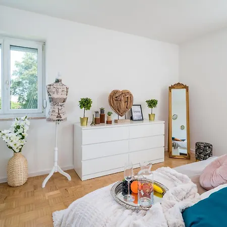 2og Mitte Wunderschone 68m² Grosse 2-zimmer Nahe Salzburg