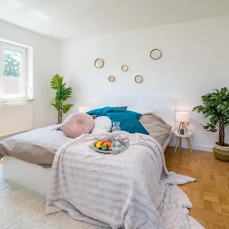 2og Mitte Wunderschone 68m² Grosse 2-zimmer Nahe Salzburg *